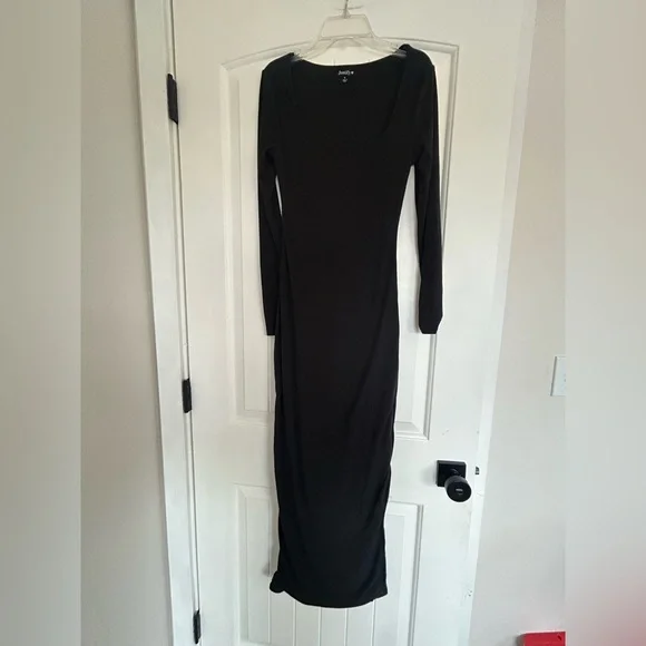Justify Black Ribbed Maxi Dress - Picture 2 of 6